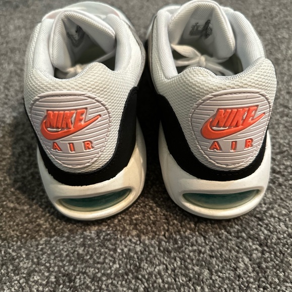 Nike air size 9 - Picture 3 of 6
